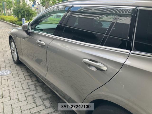 Volvo V60 2019-07 7621143-7