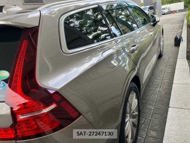 Volvo V60 2019-07 7621143-8