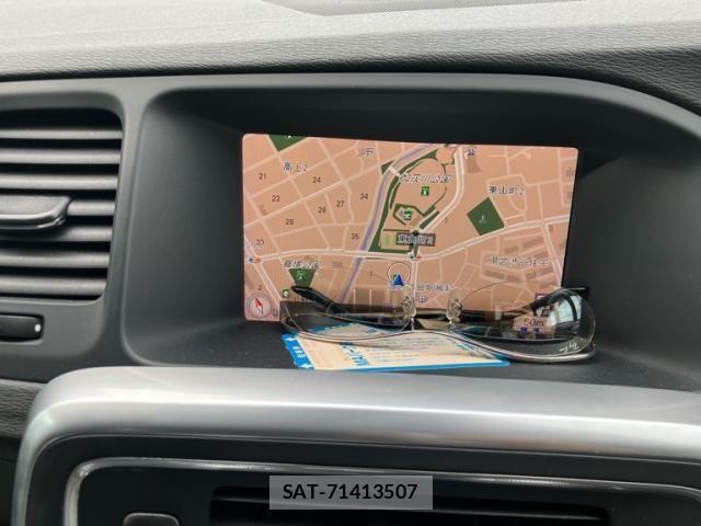 Volvo V60 2017-11 7621144-9