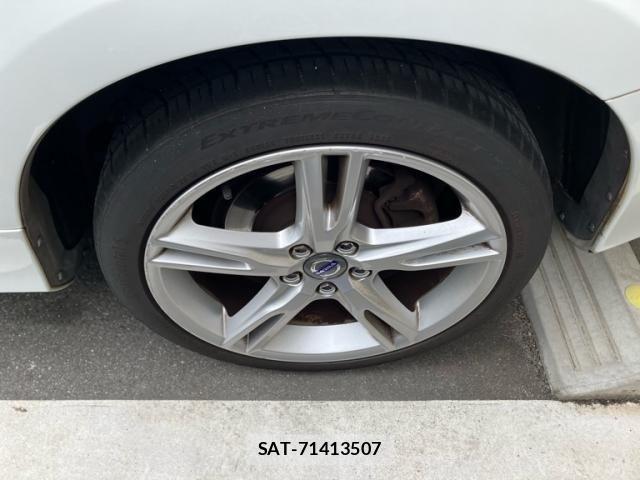 Volvo V60 2017-11 7621144-17