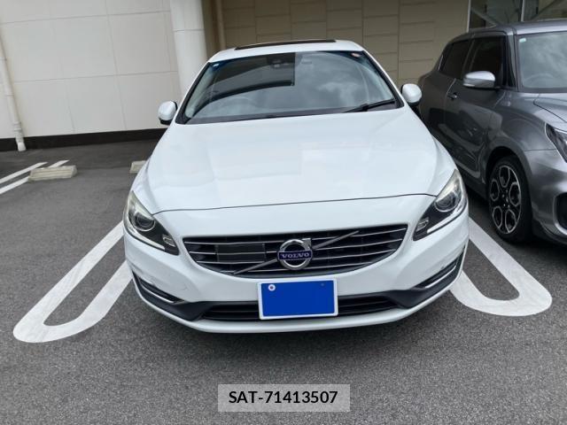 Volvo V60 2017-11 7621144-1