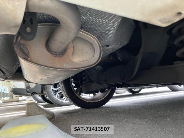 Volvo V60 2017-11 7621144-23