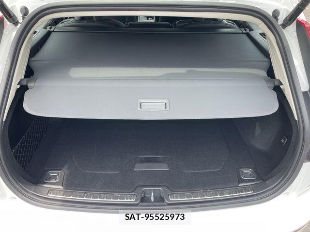 Volvo V60 2021-10 7621140-9
