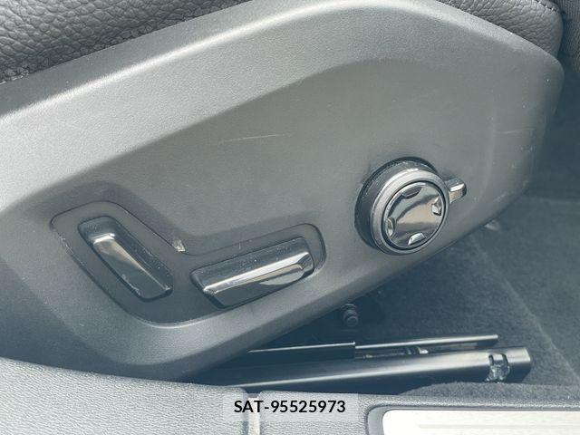 Volvo V60 2021-10 7621140-20