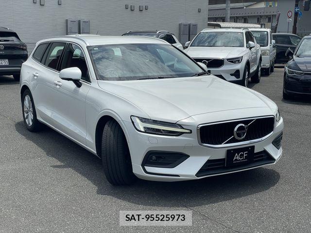 Volvo V60 2021-10 7621140-3