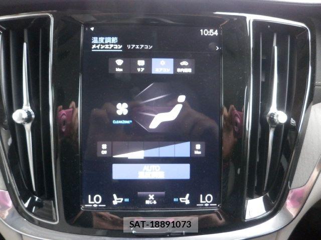 Volvo V60 2019-05 7621142-12