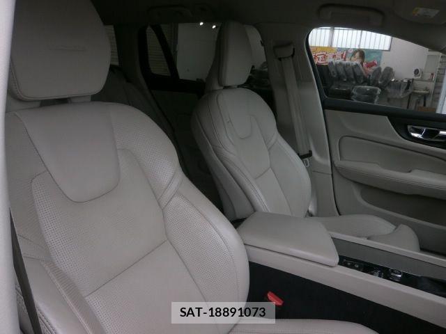 Volvo V60 2019-05 7621142-3