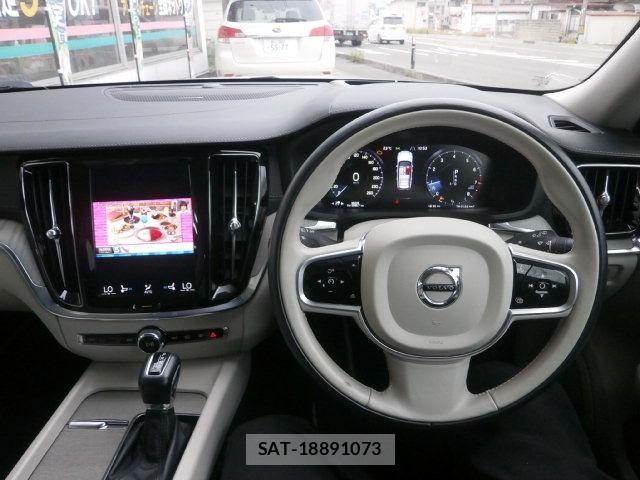 Volvo V60 2019-05 7621142-5