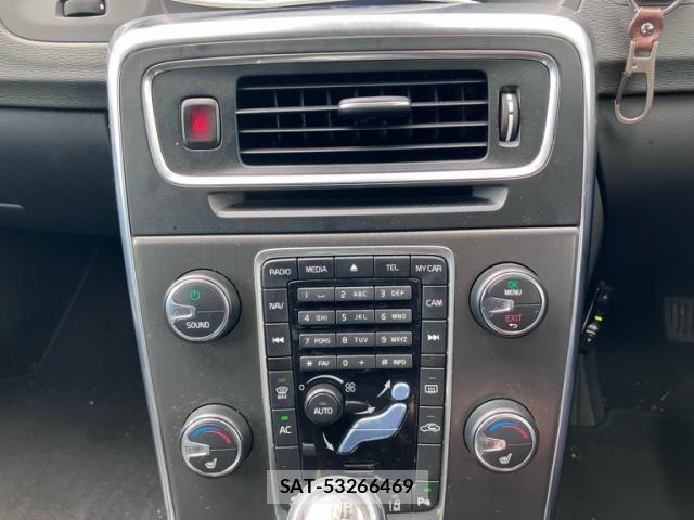 Volvo V60 2013-04 7621146-20