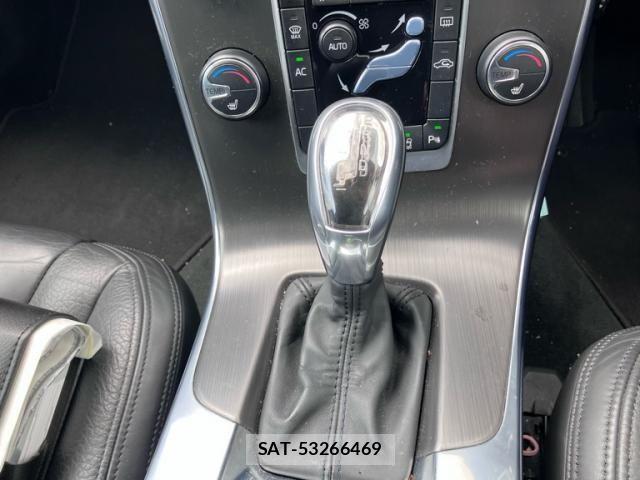 Volvo V60 2013-04 7621146-21
