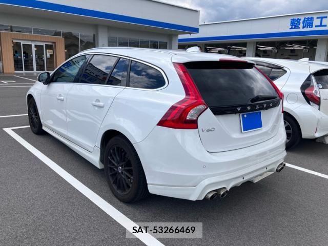 Volvo V60 2013-04 7621146-5