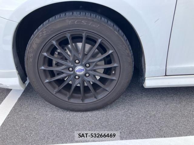 Volvo V60 2013-04 7621146-7