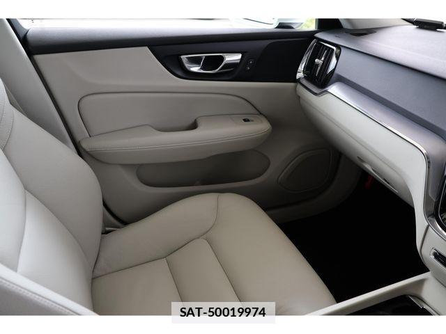 Volvo V60 2019-10 7730430-20