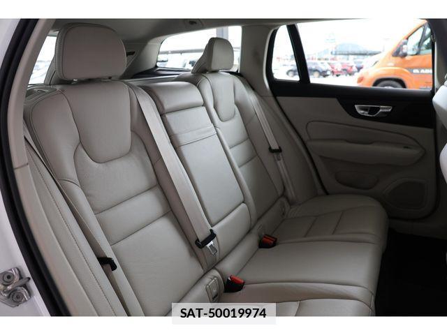 Volvo V60 2019-10 7730430-25