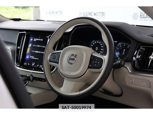 Volvo V60 2019-10 7730430-7
