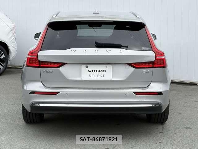 Volvo V60 2023-11 7730427-14
