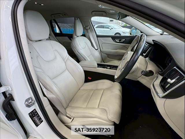 Volvo V60 2018-12 7730428-5