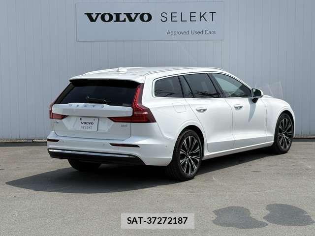 Volvo V60 2023-07 7730426-13