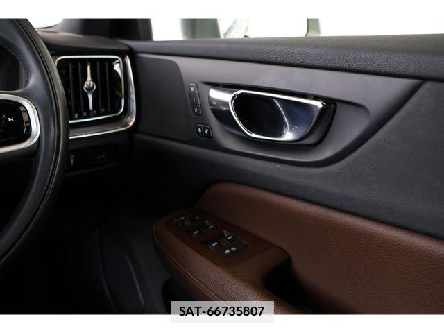 Volvo V60 2021-06 7730429-21