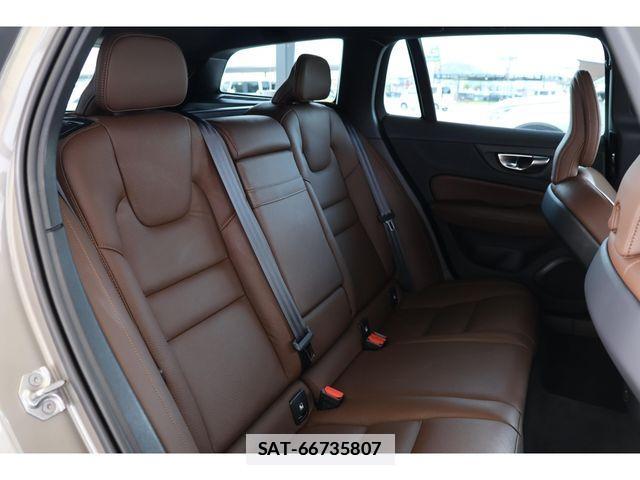 Volvo V60 2021-06 7730429-24