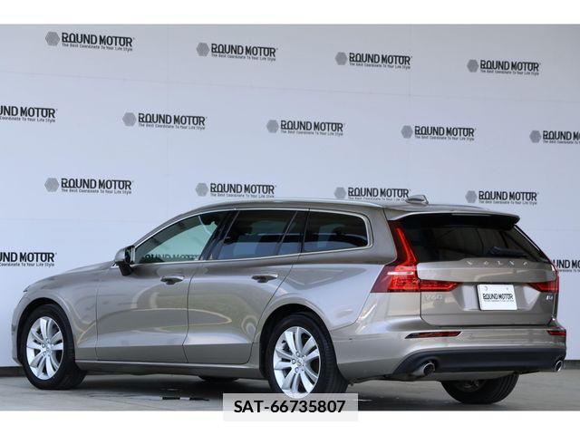 Volvo V60 2021-06 7730429-4
