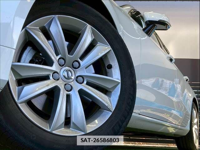 Volvo V60 2018-11 7730435-18