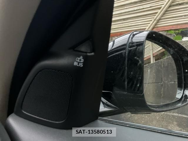 Volvo V60 2017-09 7730437-20