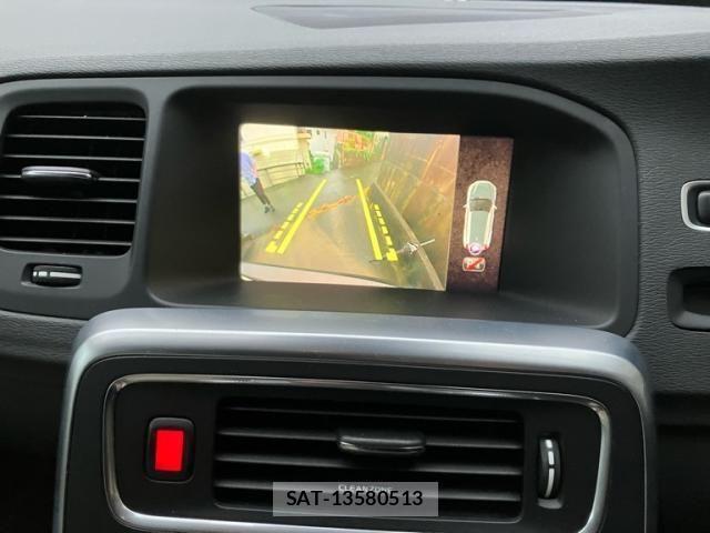 Volvo V60 2017-09 7730437-23