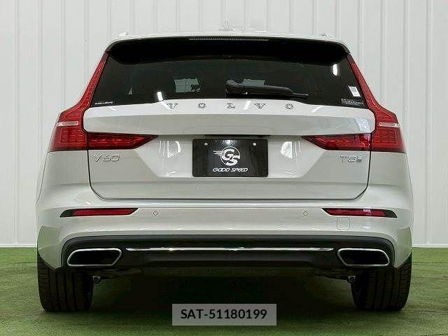 Volvo V60 2019-12 7790280-12