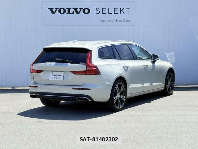 Volvo V60 2022-04 7790282-10