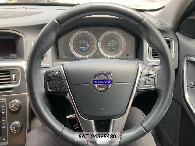 Volvo V60 2013-09 7790273-17