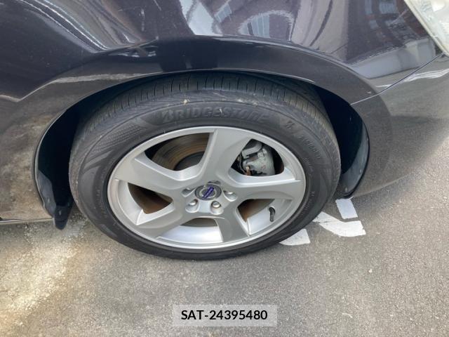Volvo V60 2013-09 7790273-7