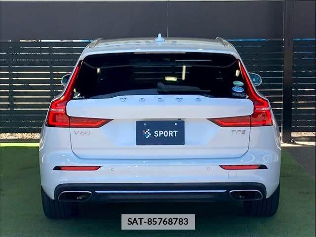 Volvo V60 2020-09 7790274-13