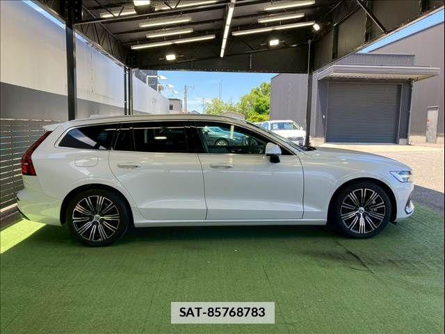 Volvo V60 2020-09 7790274-14