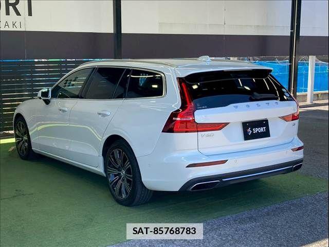 Volvo V60 2020-09 7790274-16