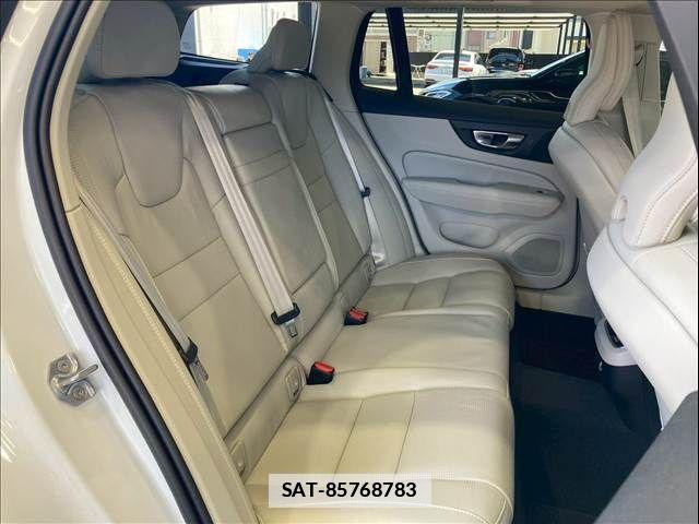 Volvo V60 2020-09 7790274-6