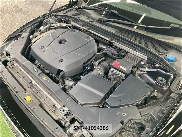 Volvo V60 2020-06 7790275-11