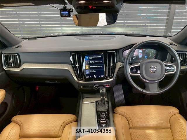 Volvo V60 2020-06 7790275-2
