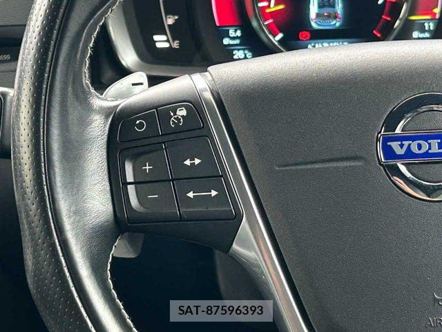 Volvo V60 2014-01 7880332-14