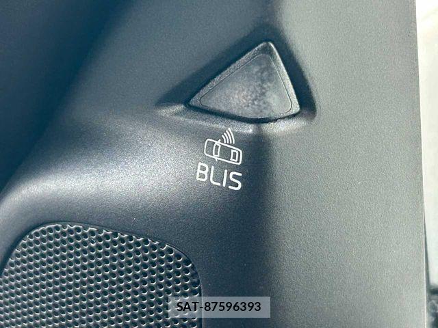 Volvo V60 2014-01 7880332-21