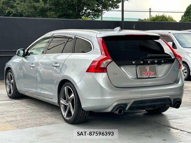 Volvo V60 2014-01 7880332-4