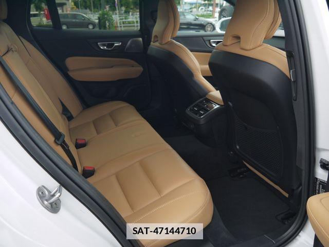 Volvo V60 2024-04 7880328-4
