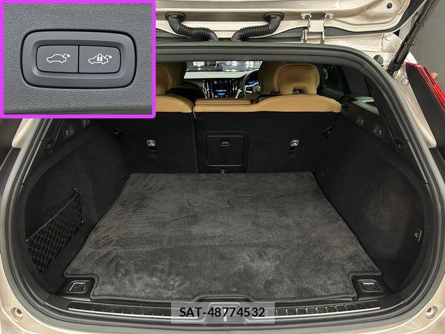 Volvo V60 2023-06 7880330-16