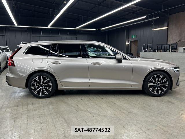 Volvo V60 2023-06 7880330-7