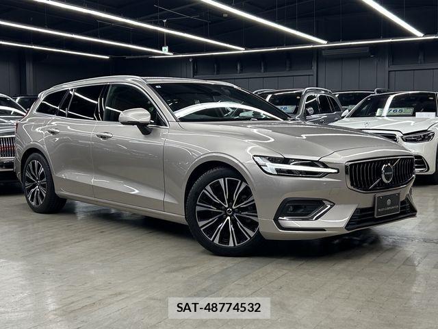 Volvo V60 2023-06 7880330-8