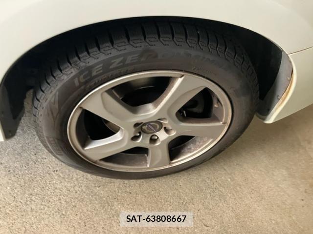 Volvo V60 2013-06 7880338-7