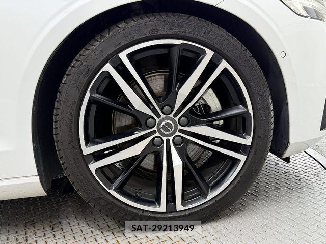 Volvo V60 2021-12 7880333-19
