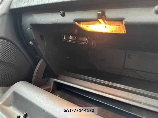 Volvo V60 2016-05 7880334-13