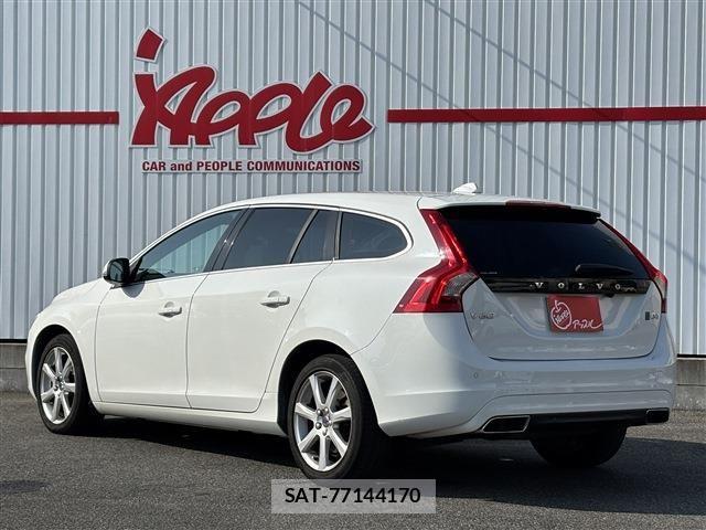 Volvo V60 2016-05 7880334-1