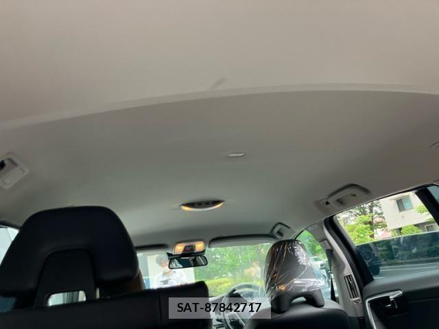 Volvo V60 2013-03 7880335-8